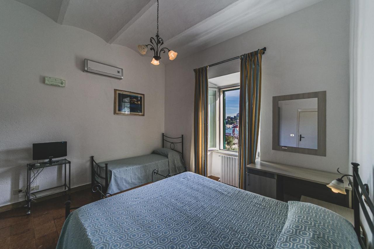 Hotel Alfiero Porto Santo Stefano  Pokoj fotografie