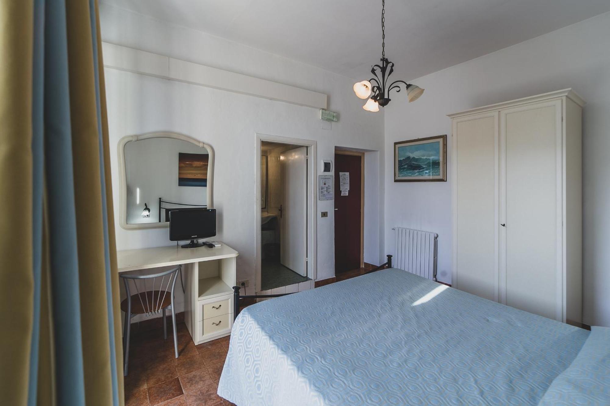 Hotel Alfiero Porto Santo Stefano  Pokoj fotografie